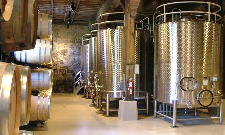 Chateau Montelena Custom Quality Stainless Wine Tanks Show Intelligent Design